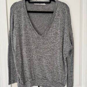 Gibson Heather Gray V-Neck Sweater